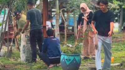 Desa (Pemdes) Lowayu, Karang Taruna (Kartar) Pemuda Desa serta Mahasiswa KKN Universitas Muhammadiyah Gresik (UMG) pada Jumat, 24 Januari 2025 pukul 07.00 WIB - selesai.