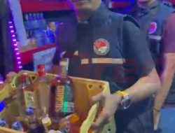 Gelar Razia, Sat Resnarkoba Polres Gresik Grebek Warung Miras Berkedok Mini Bar dan Toko Sembako
