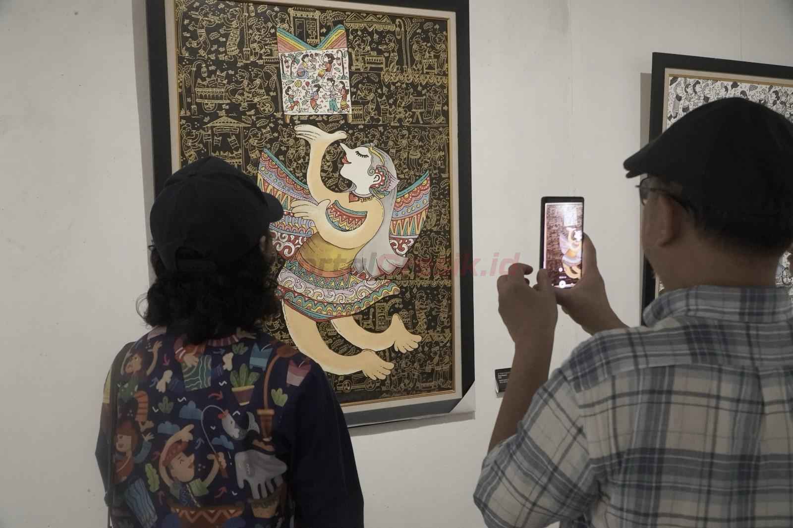 Pameran The Jumping City di Galeri Loteng Kemasan Sualoka. Hub Jl. Nyai Ageng Arem-Arem Gg. II No. 20, Kampung Kemasan Gresik.