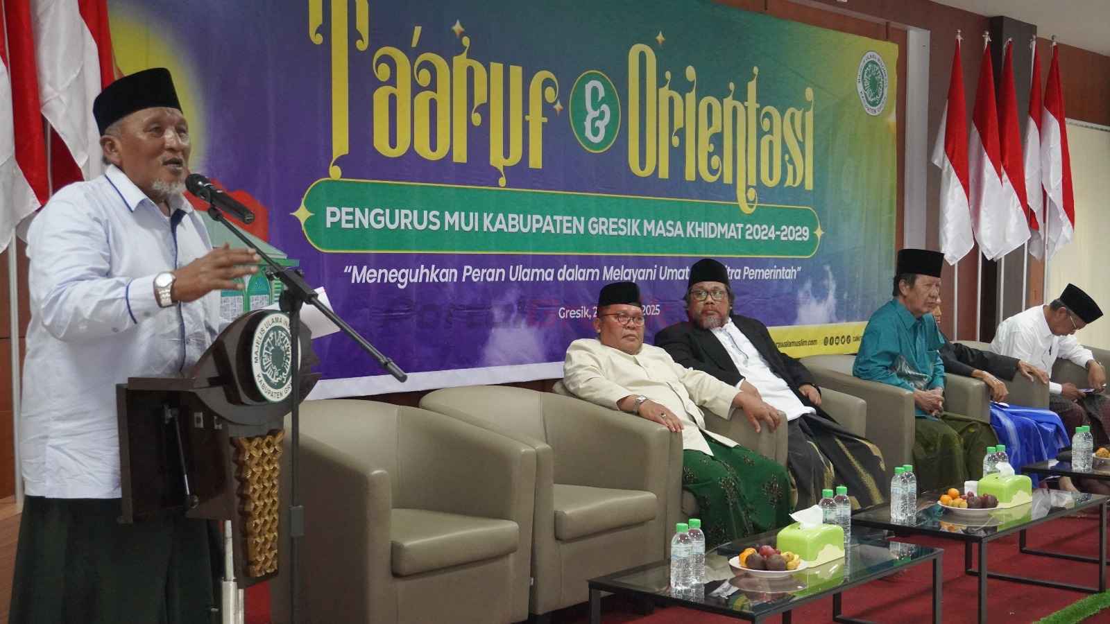 Ketua Umum MUI Gresik KH. Ainur Rofiq Thoyyib