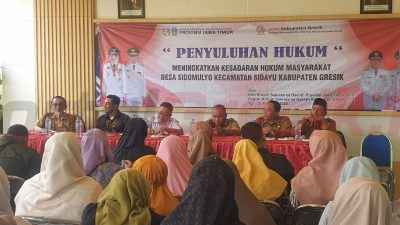 Bagian Hukum Sekertariat Daerah (Setda) Pemkab Gresik adakan Sosialisasi Penyuluhan Hukum di Desa Sidomulyo, Kecamatan Sidayu, Kabupaten Gresik, Selasa (25/2/2025).