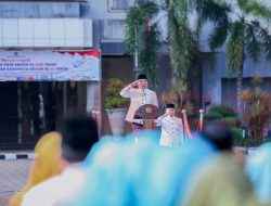Pimpin Upacara Peringatan 538 Tahun Gresik Dan HUT Ke-51 Pemkab, Wabup Gresik Asluchul Alif : Dorong Sinergitas, Gresik Maju Bareng-bareng
