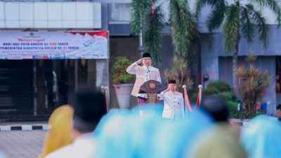 Pimpin Upacara Peringatan 538 Tahun Gresik Dan HUT Ke-51 Pemkab, Wabup Gresik Asluchul Alif : Dorong Sinergitas, Gresik Maju Bareng-bareng