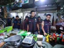 Sidak Pasar Tradisional dan Modern di Gresik, Polres Gresik Pantau Harga dan Stok Bahan Pokok Jelang Ramadhan 1446 H
