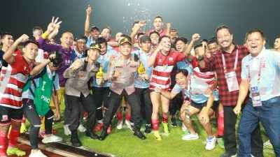 Digelar di Gejos Gresik, Polres Gresik Kawal Pertandingan Leg Kedua AFC Challenge Cup Antara Madura United vs Tainan
