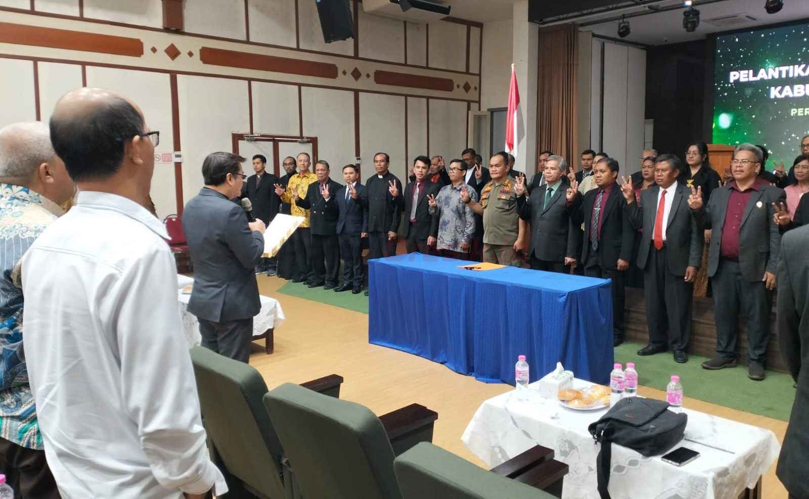 Pelantikan Pengurus Badan Musyawarah Antar Gereja (Bamag) Kabupaten Gresik periode 2025–2030 di Gedung Nasional Indonesia (GNI) Gresik, Senin (14/4/2025) pagi.