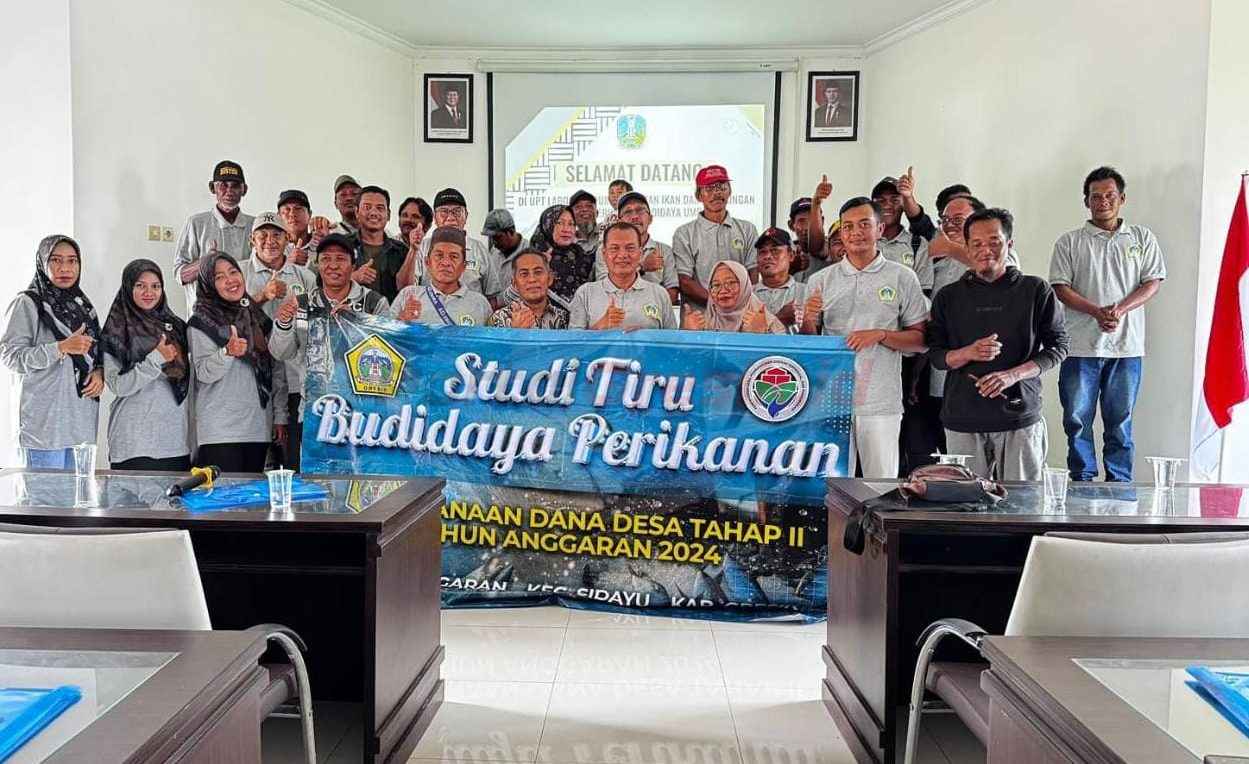 Pemerintah Desa Sedagaran saat melakukan study tiru untuk mengoptimalkan hasil budidaya perikanan di Desanya.