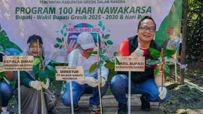 Gandeng PT Wilmar Nabati Indonesia, Pemkab Gresik Lakukan Penanaman Bibit Mangrove di Kawasan Wisata Mangrove Karangkiring