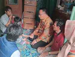 Disambangi Dokter Alif, Keluarga Penderita Polio Tersenyum Bahagia