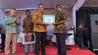 Kembangkan Bonsai, Pemkab Gresik Nobatkan Desa Petung Panceng Jadi Desa Bonsai