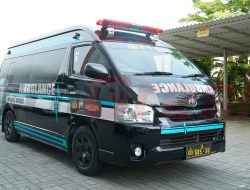 Polres Gresik Hadirkan Layanan Ambulance Gratis 24 Jam, Cukup Hubungi Cak Roma di 0811-8800-2006