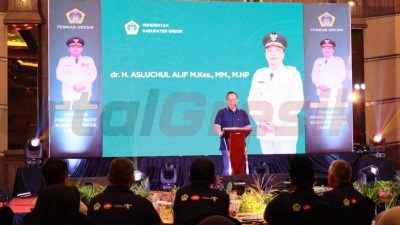 Plt. Bupati Gresik, dr. Asluchul Alif saat menghadiri Pemilihan Pemuda Inspiratif 2025, sebuah ajang apresiasi dan pembinaan bagi generasi muda yang berlangsung pada 26–27 Mei 2025 di Hotel Horison Gresik