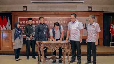 penandatanganan Memorandum of Agreement (MoA) dalam acara workshop kolaborasi yang digelar di Aula Mandala Bhakti Praja, Kantor Bupati Gresik
