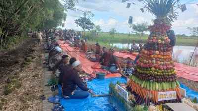 Warga Sekargeneng Kandangan Gelar Sedekah Bumi, Camat Cerme Ajak Petani Hindari Tengkulak