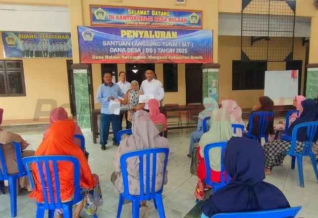 Pemdes Hulaan, Kecamatan Menganti, Kabupaten Gresik, kembali menyalurkan Bantuan Langsung Tunai Dana Desa (BLT-DD) untuk bulan Juni 2025 kepada 58 Keluarga Penerima Manfaat (KPM).