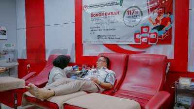 Wabup Gresik Hadiri Donor Darah Peringatan Hari Bakti Dokter Indonesia ke-117