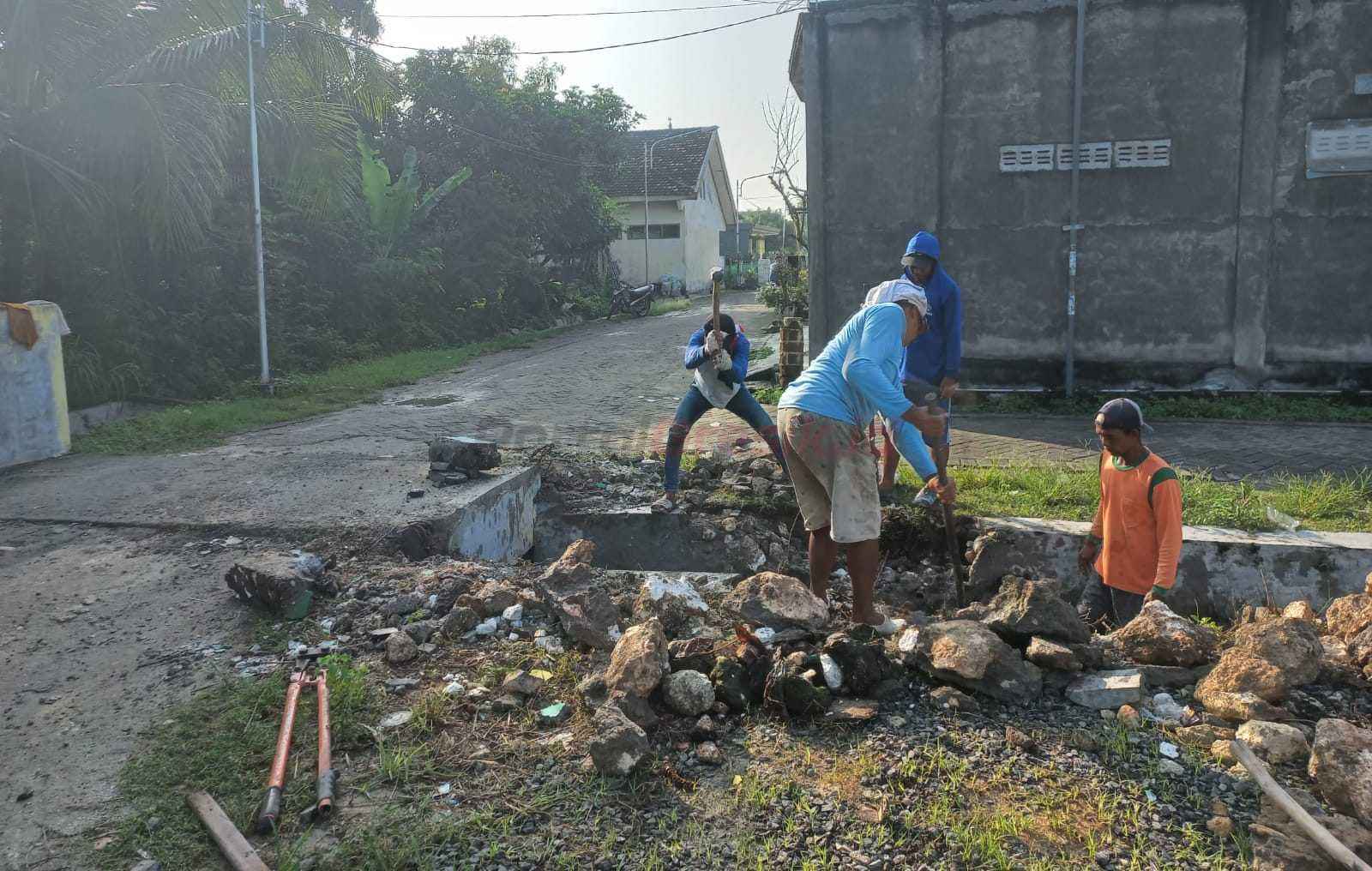 Rehab jembatan Pertanian 0%, Desa Babakbawo Kecamatan Dukun.