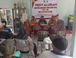 Pemdes Ambeng-Ambeng Salurkan BLT Dana Desa untuk 39 KPM di Bulan Juni 2025