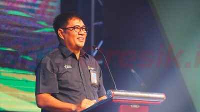 Direktur Utama Petrokimia Gresik, Daconi Khotob, menyampaikan sambutan pada acara Tasyakuran HUT ke-53 Petrokimia Gresik