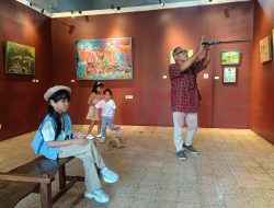 Lukisan Azzahra Adiva Laku Rp10 Juta di Pameran Tunggal: Seniman Cilik Gresik Usia 6 Tahun Bikin Publik Terkesima