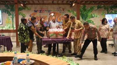 Pemerintah Kabupaten Gresik menggelar acara Pemberian Apresiasi Wajib Pajak di Wizzmie Icon Mall pada Selasa (8/7) sore.