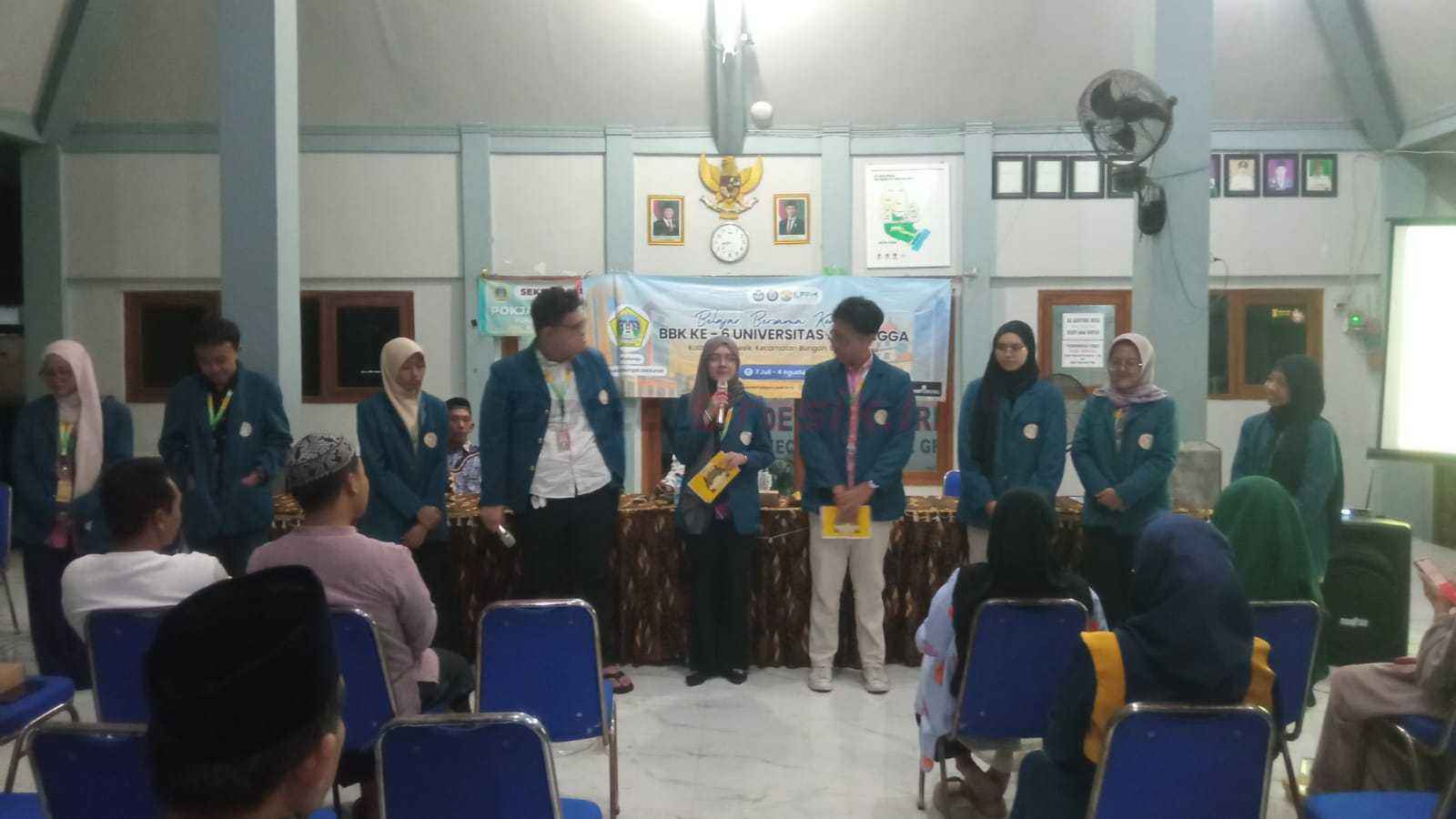 Mahasiswa Universitas Airlangga (UNAIR) secara resmi diterjunkan dalam program Kuliah Kerja Nyata Belajar Bersama Komunitas (KKN-BBK) ke-6 di Desa Sukorejo Kecamatan Bungah.