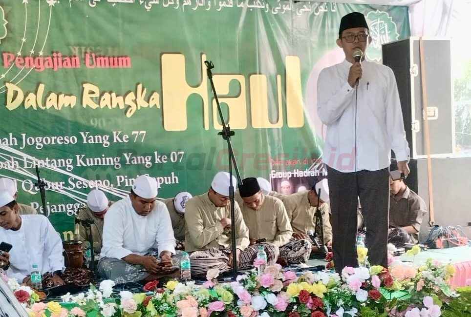 Puncak peringatan Haul Mbah Jogo Reso ke-77 dan Mbah Lintang Kuning ke-7 Desa Pejangganan, Kecamatan Manyar, Kabupaten Gresik, Jawa Timur, Jumat (26/07/2025).