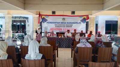 Pemerintah Desa Karangrejo, Kecamatan Manyar, Kabupaten Gresik, menggelar Rembuk Stunting di Pendopo Balai Desa Karangrejo, Rabu (30/07/2025),