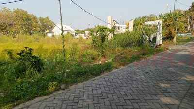 Pagar dan spanduk yang dipasang oleh Keluarga ahli waris pemilik lahan dirusak oleh oknum