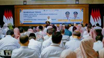 Sebanyak 213 Pegawai Negeri Sipil (PNS) di lingkungan Pemerintah Kabupaten Gresik mengikuti kegiatan Bimbingan Teknis (Bimtek) Pembekalan menjelang masa purna tugas.