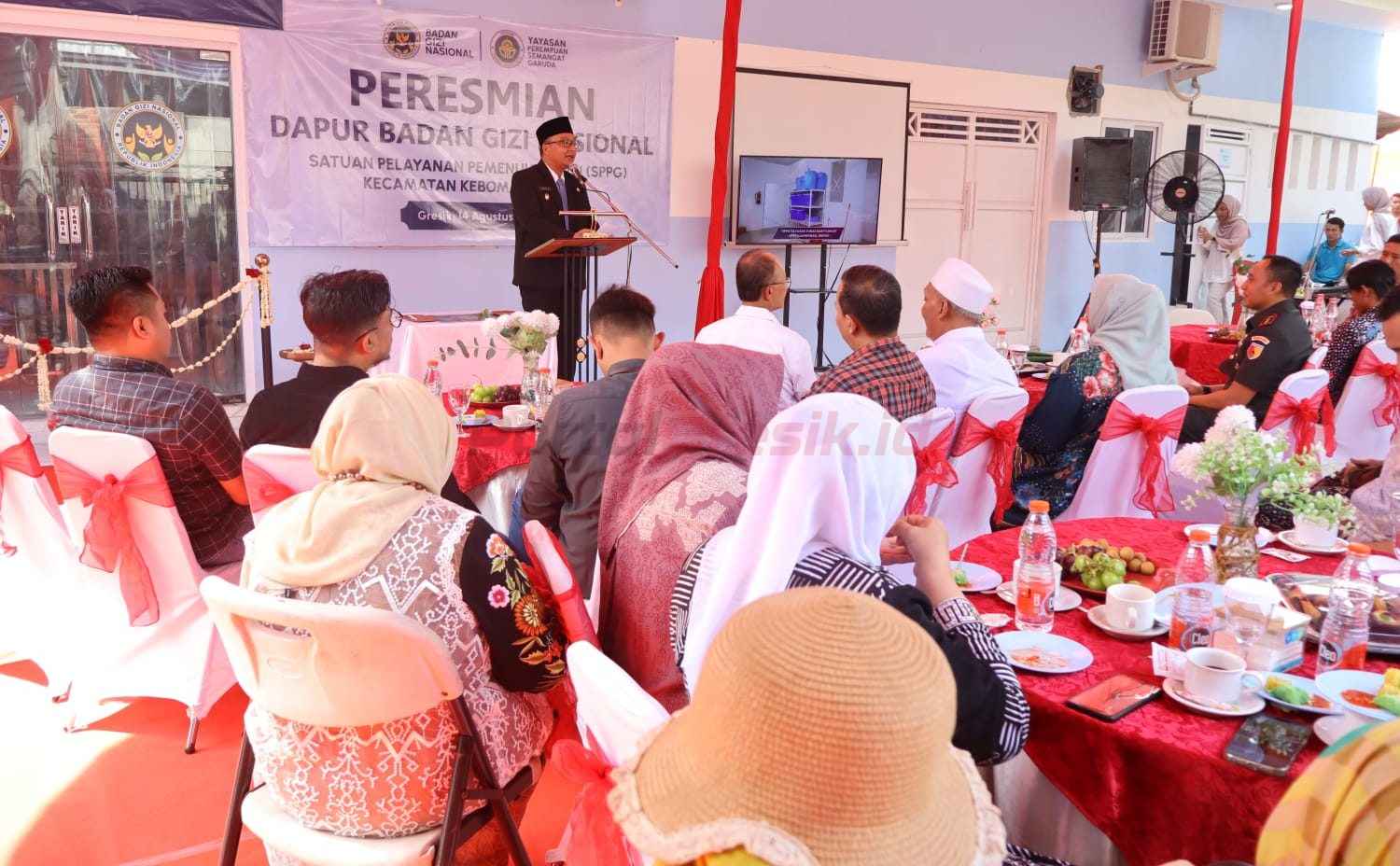 Wakil Bupati Gresik Asluchul Alif resmikan Dapur Badan Gizi Nasional (BGN) dan Satuan Pelayanan Pemenuhan Gizi (SPPG) Kecamatan Kebomas, Kamis (15/8/2025).