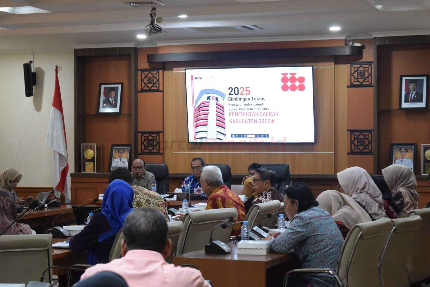 Pemantauan Tindak Lanjut Hasil Survei Penilaian Integritas (SPI) 2024 serta Persiapan Pelaksanaan SPI 2025 bersama tim Komisi Pemberantasan Korupsi (KPK) RI, Rabu (14/8/2025).