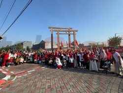 Warga Permata Natura Gresik Gelar Upacara HUT RI ke-80, Penuh Kekeluargaan dan Antusiasme