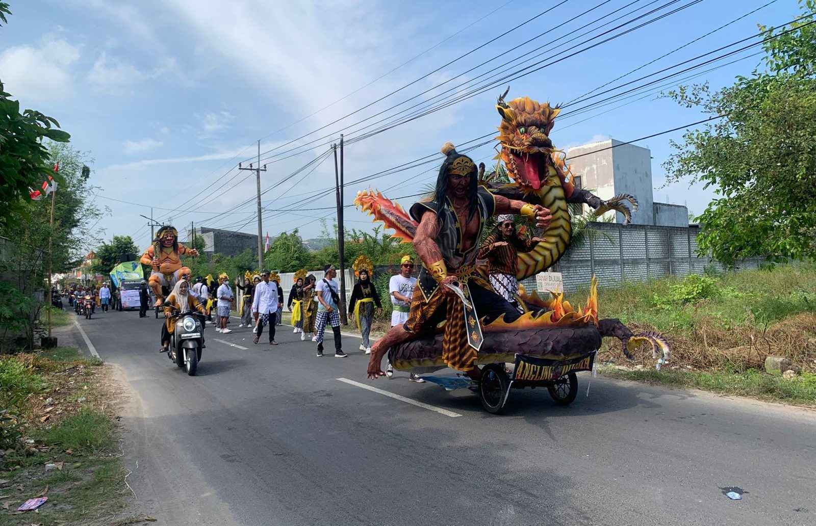 Parade Budaya Nusantara Desa Delegan Kecamatan Panceng dalam rangka peringati HUT ke 80 Republik Indonesia.