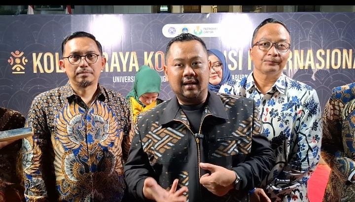 Pemerintah Kabupaten (Pemkab) Gresik memutuskan memperpanjang masa pemberian diskon pajak daerah hingga 80% khusus untuk kategori Bea Perolehan Hak atas Tanah dan Bangunan (BPHTB) waris serta hibah dari orang tua ke anak.