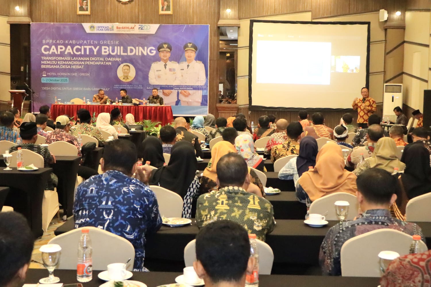 Pemerintah Kabupaten (Pemkab) Gresik melalui Badan Pendapatan, Pengelolaan Keuangan, dan Aset Daerah (BPPKAD) terus memperkuat transformasi digital dalam layanan pajak daerah.