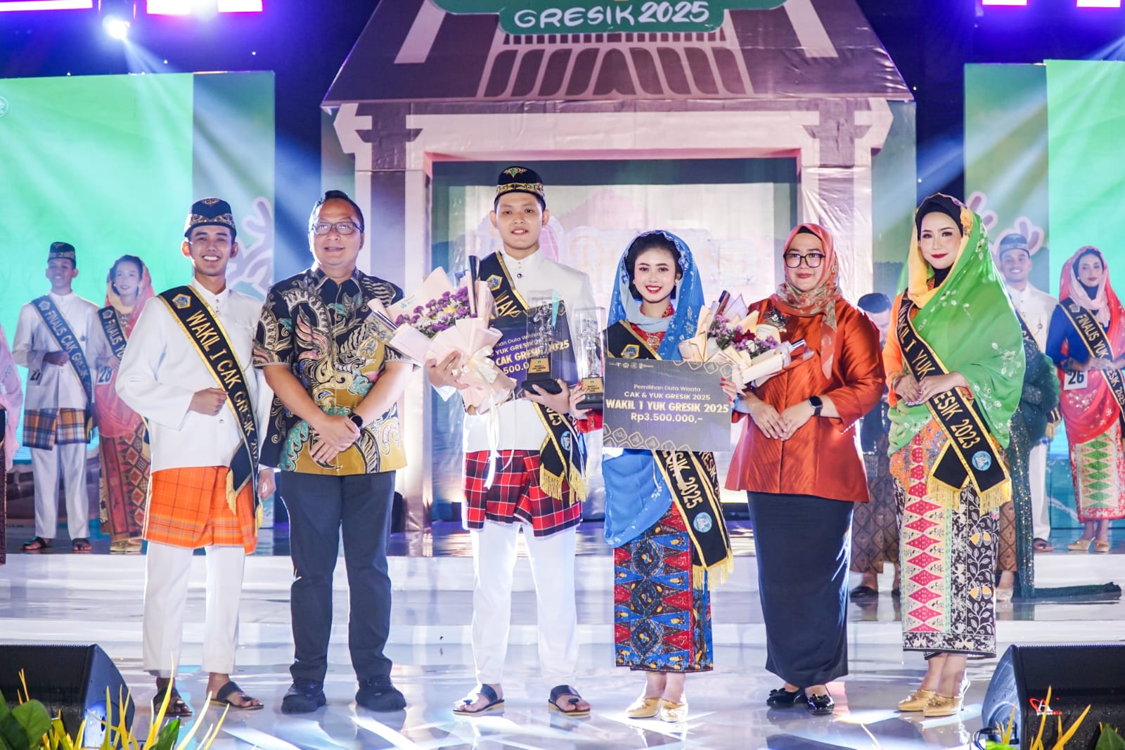 Grand Final Pemilihan Duta Cak Yuk Gresik 2025 yang digelar di Wahana Ekspresi Poesponegoro (WEP), Minggu malam (14/12/2025).
