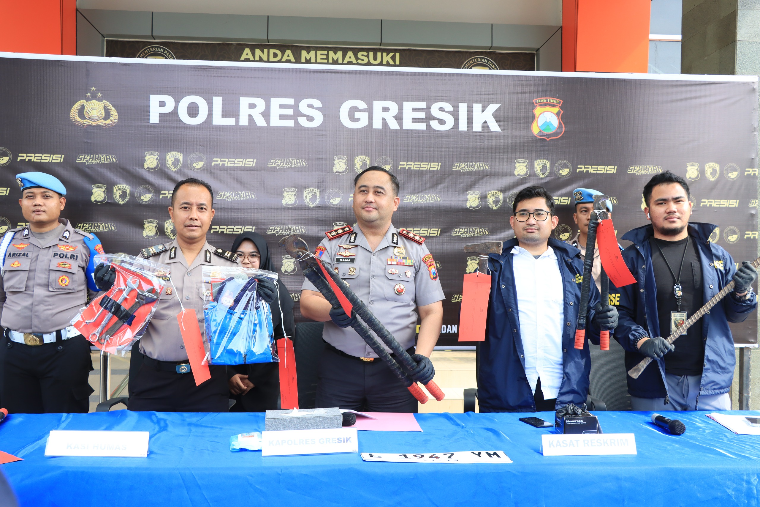 Komplotan Residivis Pencuri Kabel Trafo PLN Lintas Kota Dibekuk Polres Gresik di Ngawi