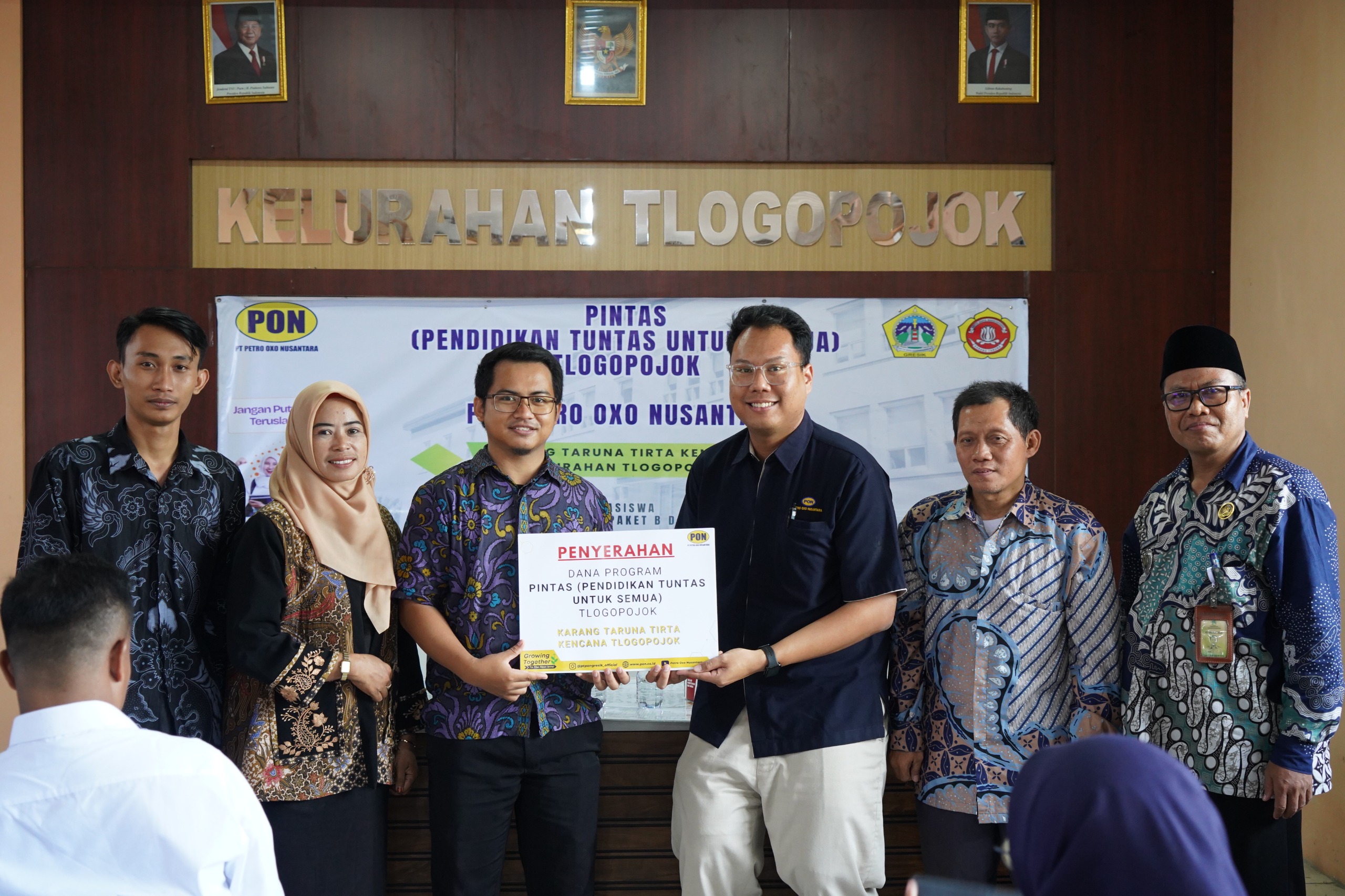 PT Petro Oxo Nusantara Kembali Gulirkan Beasiswa Kejar Paket B dan C untuk Warga Tlogopojok