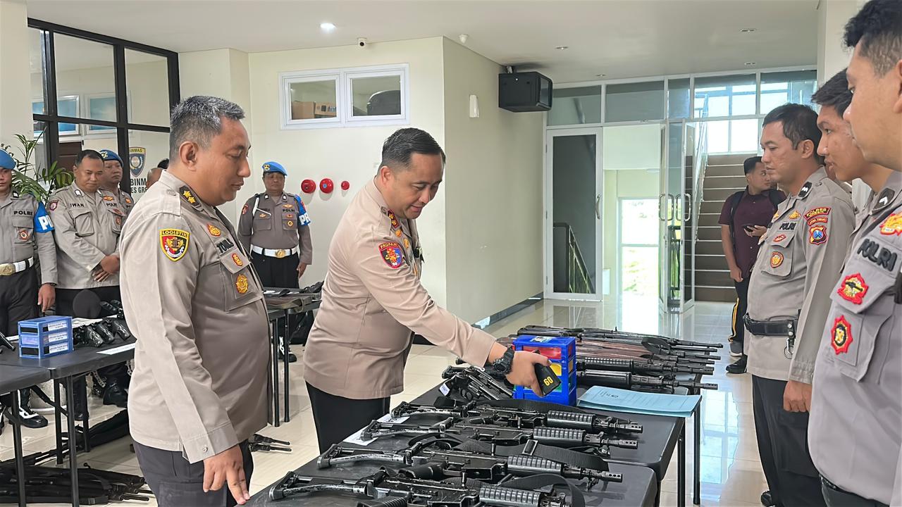Polres Gresik Perketat Pengawasan Internal, Senpi Dinas Anggota Diperiksa Tim Polda Jatim