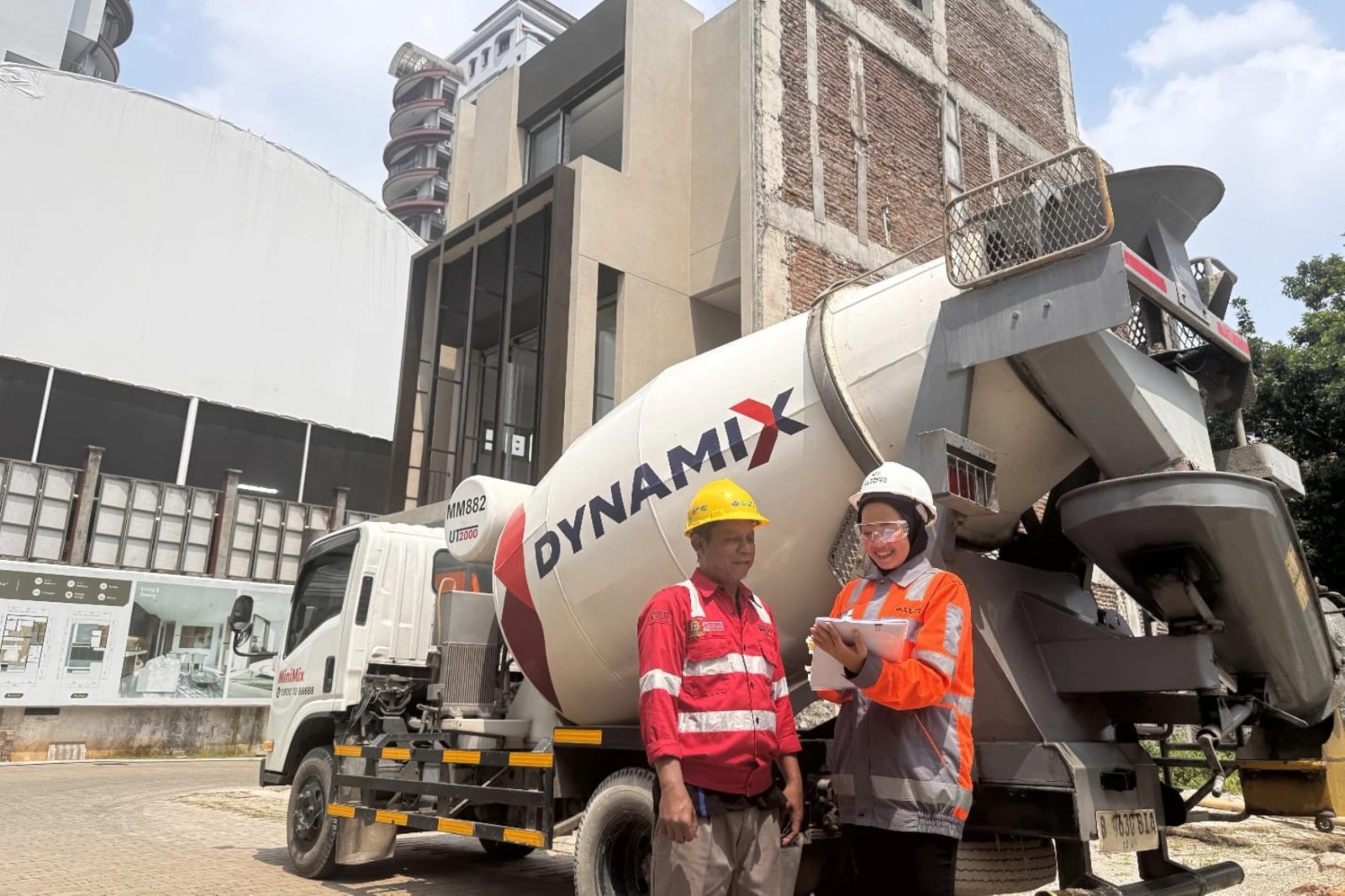 SIG Bidik Pasar Renovasi dan Hunian Perkotaan Lewat Layanan Beton Siap Pakai MiniMix