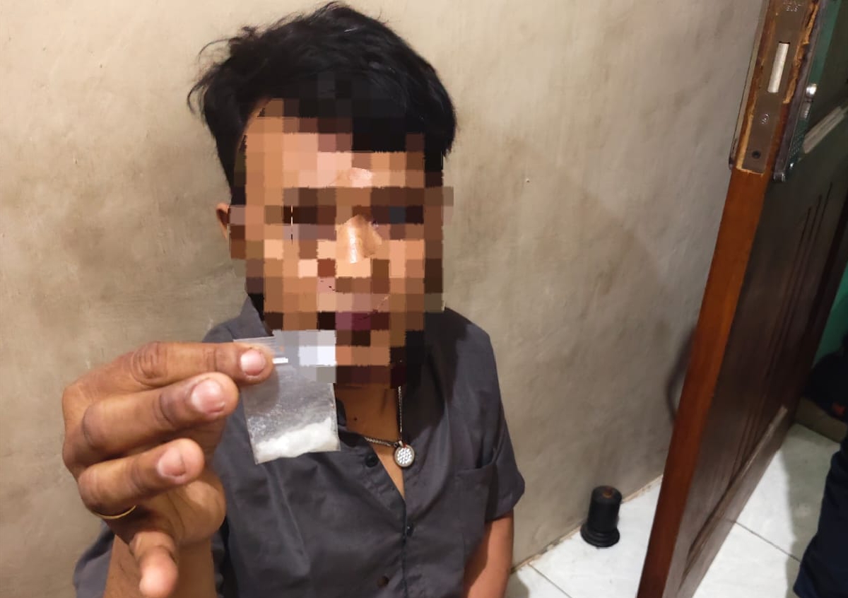 Hotline Lapor Cak Rama Bongkar Peredaran Sabu di Kebomas, Tiga Orang Diamankan
